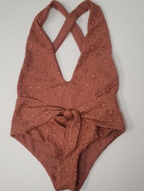Juillet Eyelet One-Piece Swimsuit in Rusty/Dusty Rose, Large